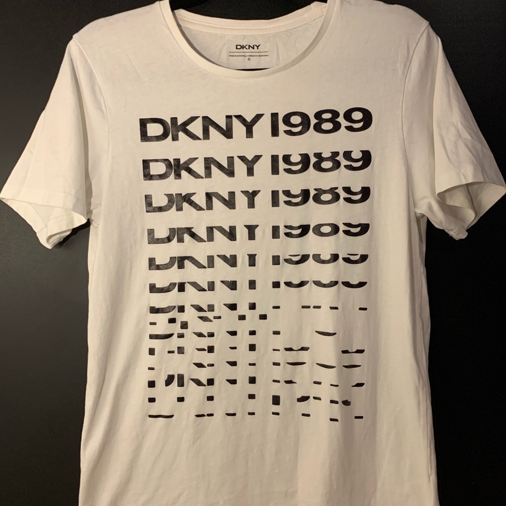 DKNY White Graphic T-shirt